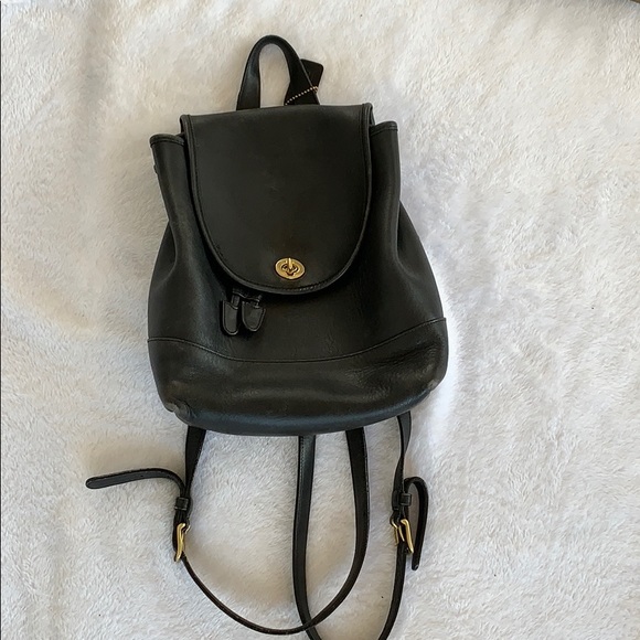 Coach Handbags - ⬇️$175 Vintage COACH black leather backpack